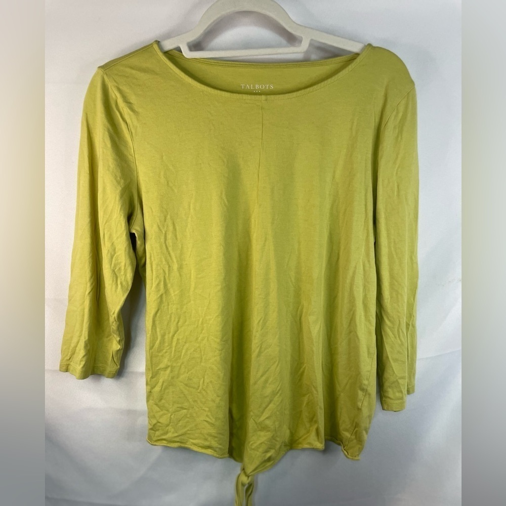 Talbots bright green casual shirt. A great knitted front. Size Medium